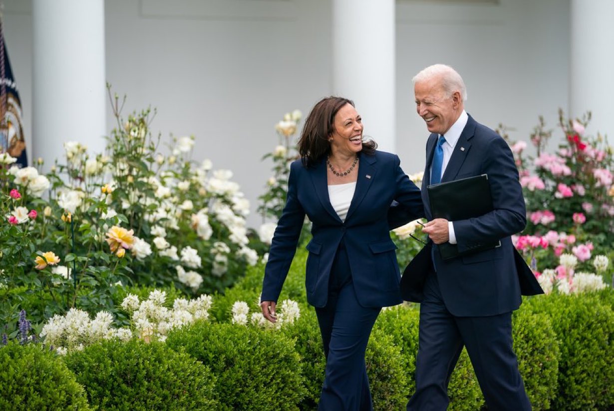 Biden se retira de la carrera presidencial y nombra a Kamala Harris