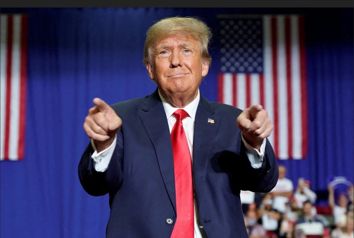 Trump firmó más de 100 órdenes ejecutivas, con foco en migración