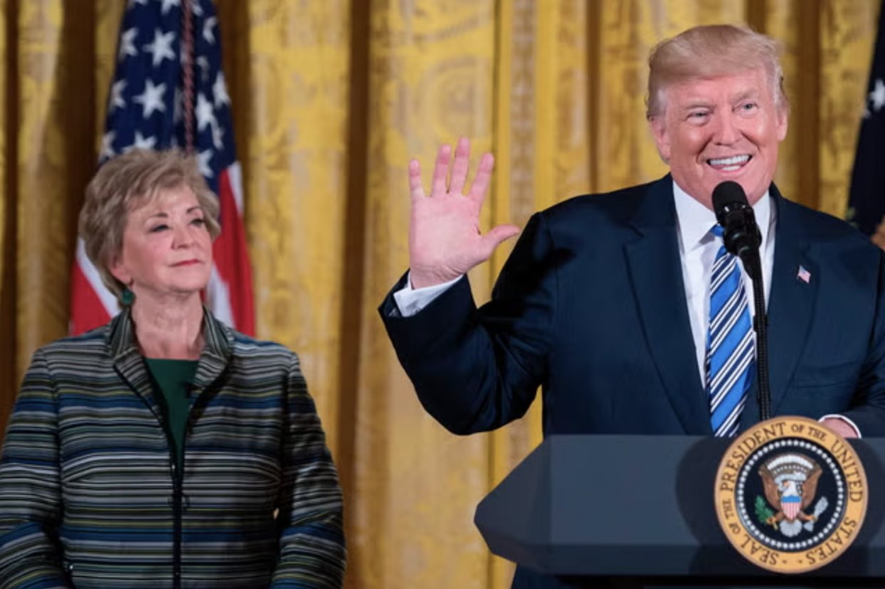 Trump casi desmantela el Departamento de Educación 