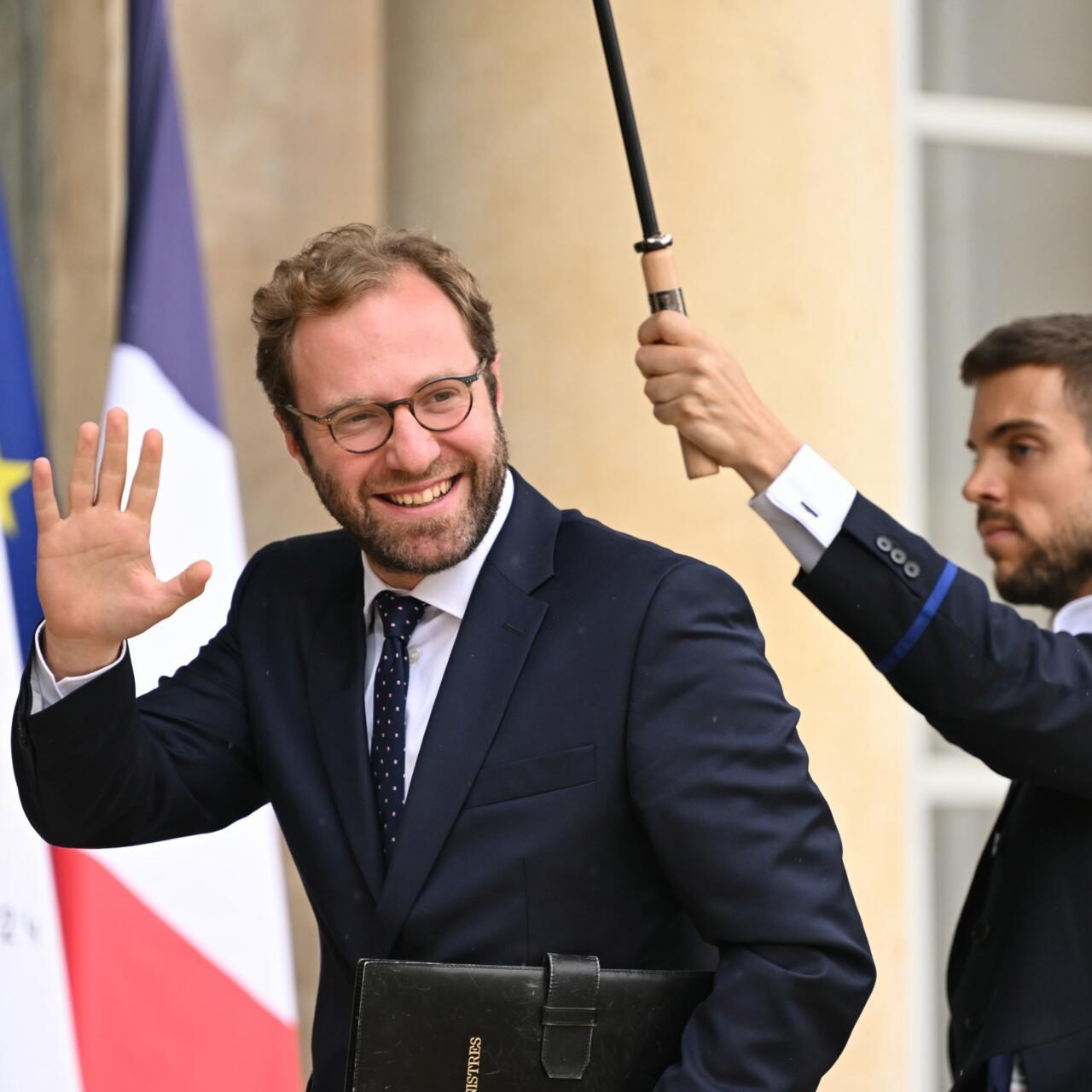 Francia: ministro de Economía alerta sobre déficit histórico