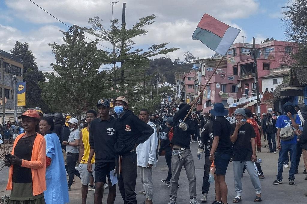 La generación Z desafía al régimen en Marruecos: protestas masivas contra la corrupción y en rechazo al Mundial 2030 