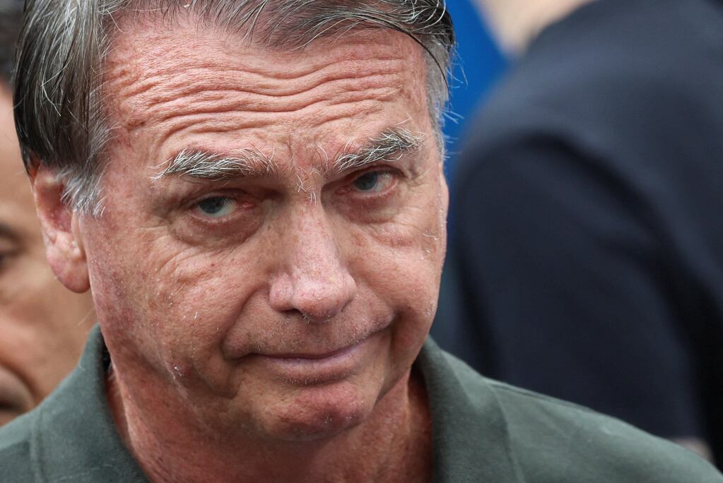 Bolsonaro enfrenta diagnóstico de cáncer de piel tras ser hospitalizado en Brasil 