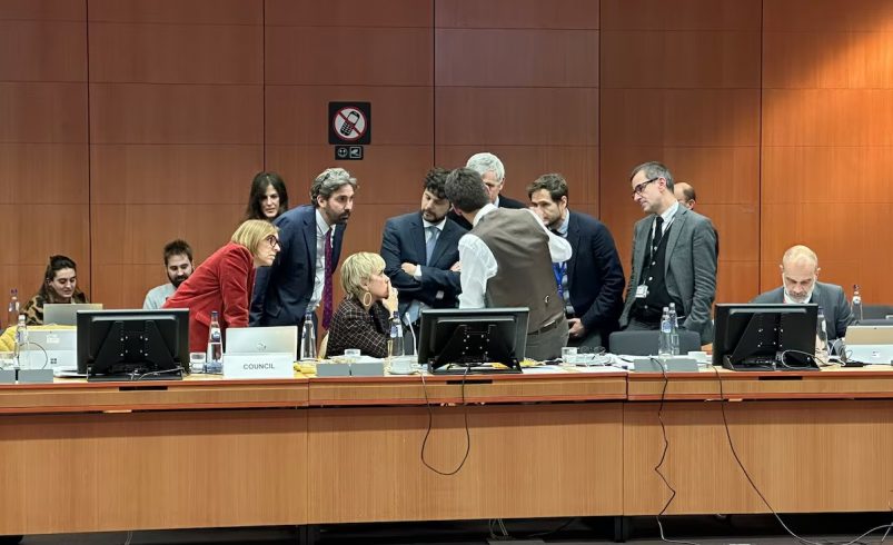 Italia establece una legislación pionera sobre inteligencia artificial en la UE 