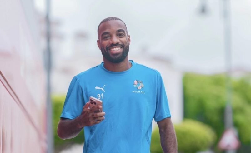 Neom SC: el equipo de fútbol de Arabia Saudita que busca conquistar el desierto con un estadio futurista y fichajes estelares 