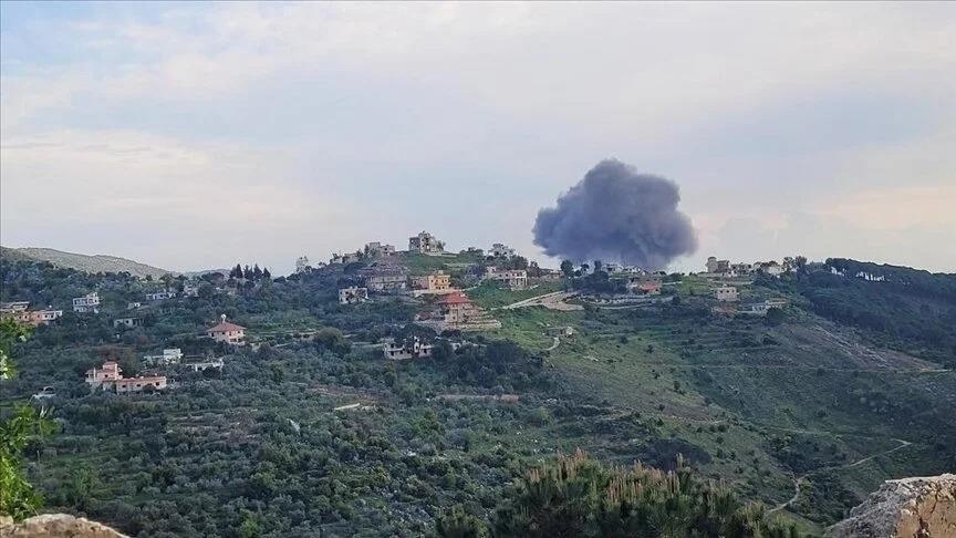 Israel intensifica bombardeos contra Hezbollah en el sur y el este del Líbano