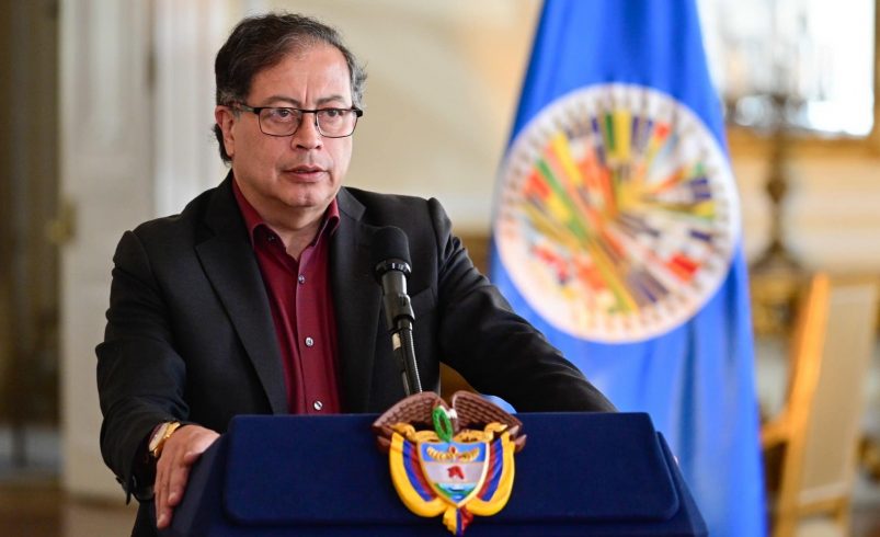 Petro activa la vía diplomática y pide sesiones urgentes de la ONU y la OEA por la crisis en Venezuela