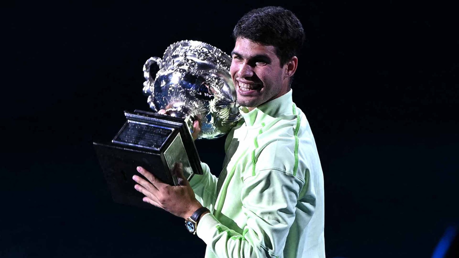 Alcaraz completa el póker de Grand Slams con una final épica ante Djokovic en Australia