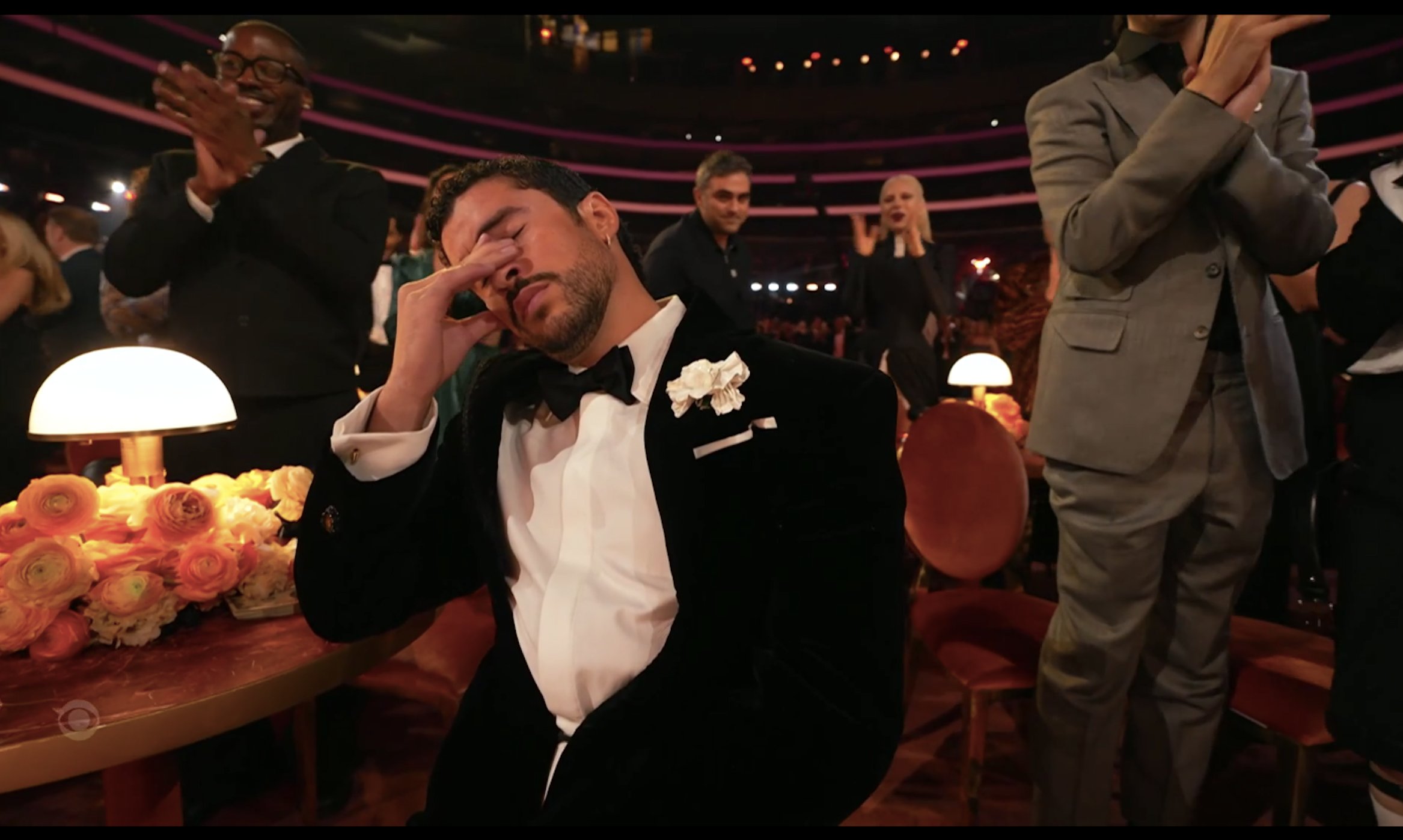 Bad Bunny se consagra en los Grammy y convierte su discurso en un alegato contra las redadas migratorias